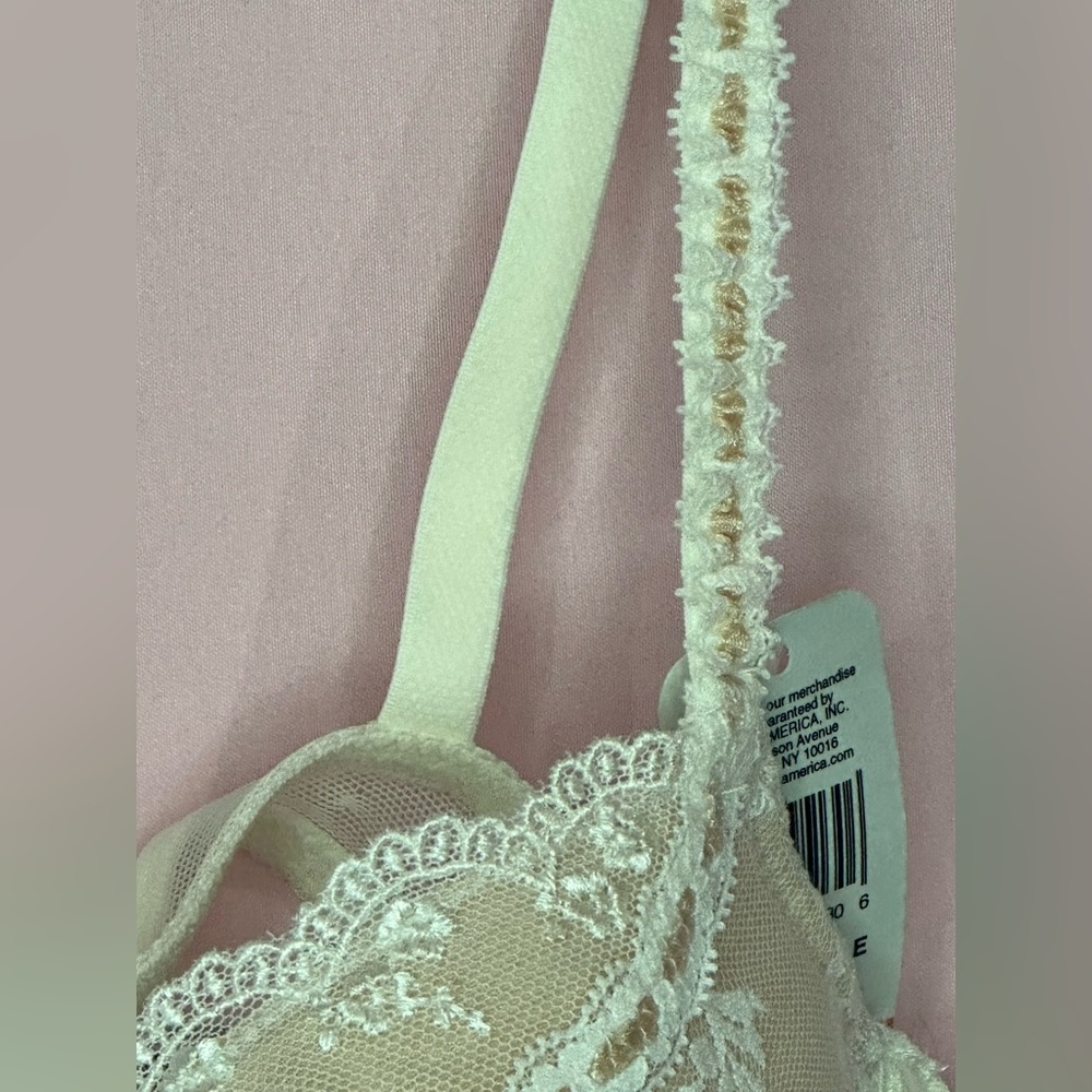 NWOT Wacoal Petite Lined Underwire Bra- Sz 34A - Picture 4 of 8
